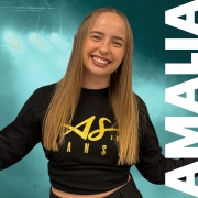 Amalia - vignette professeur de hip hop, de hip hop commercial et e afro vibes